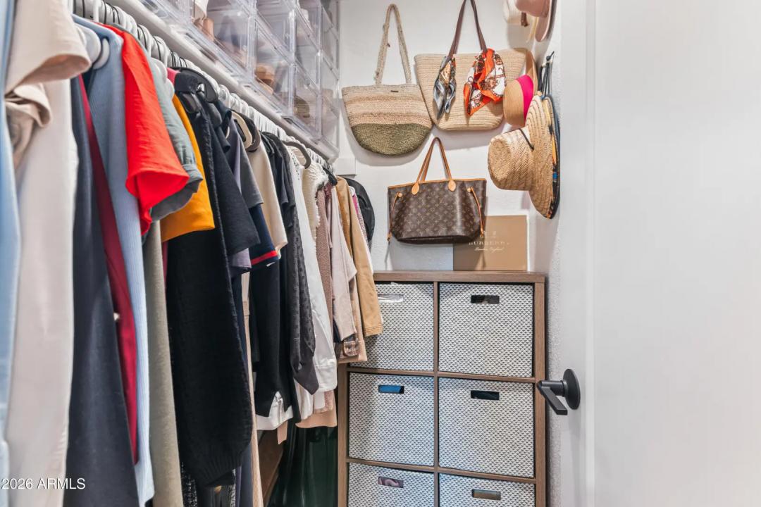 Real Estate Picture 15