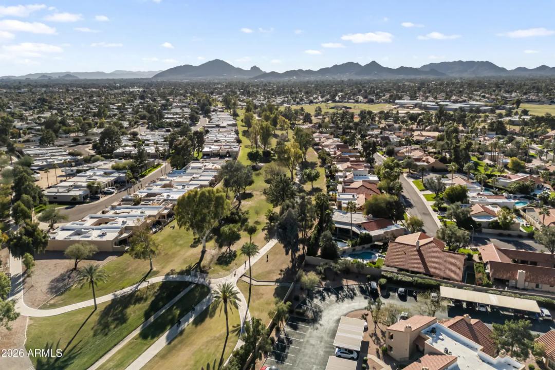 Real Estate Picture 33