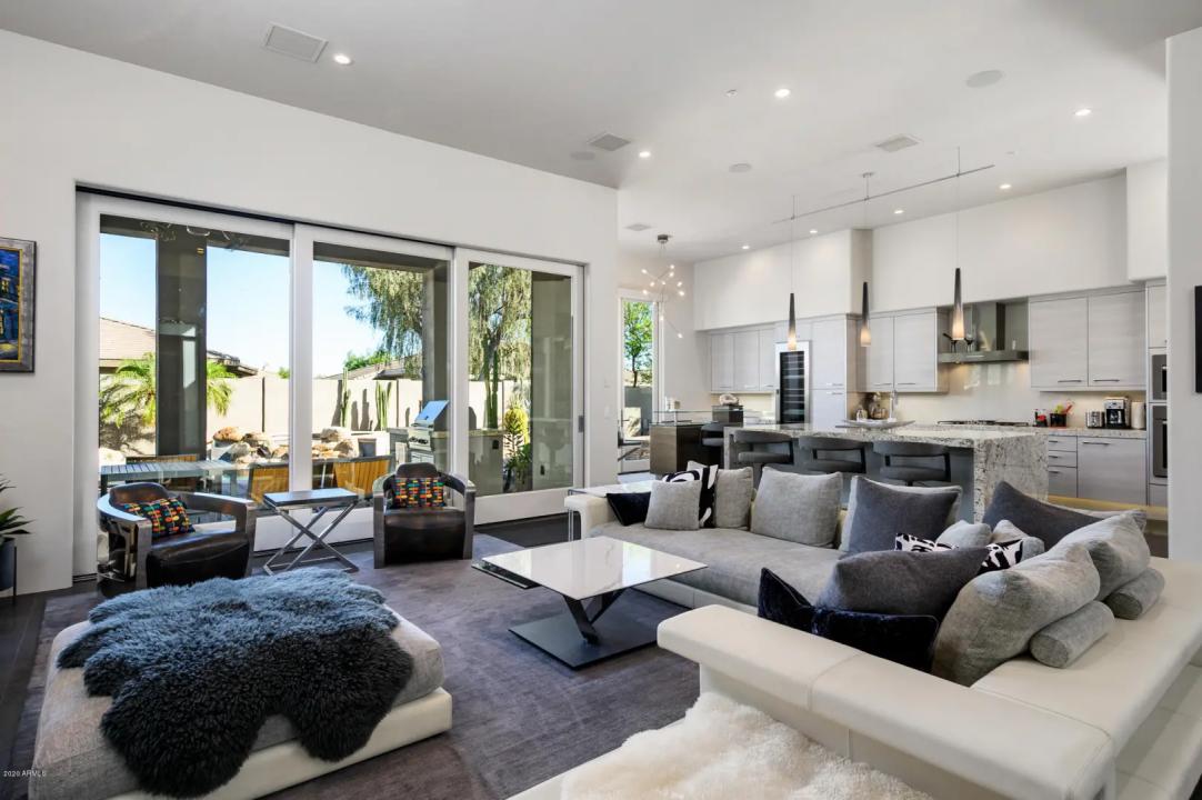 Real Estate Picture 13