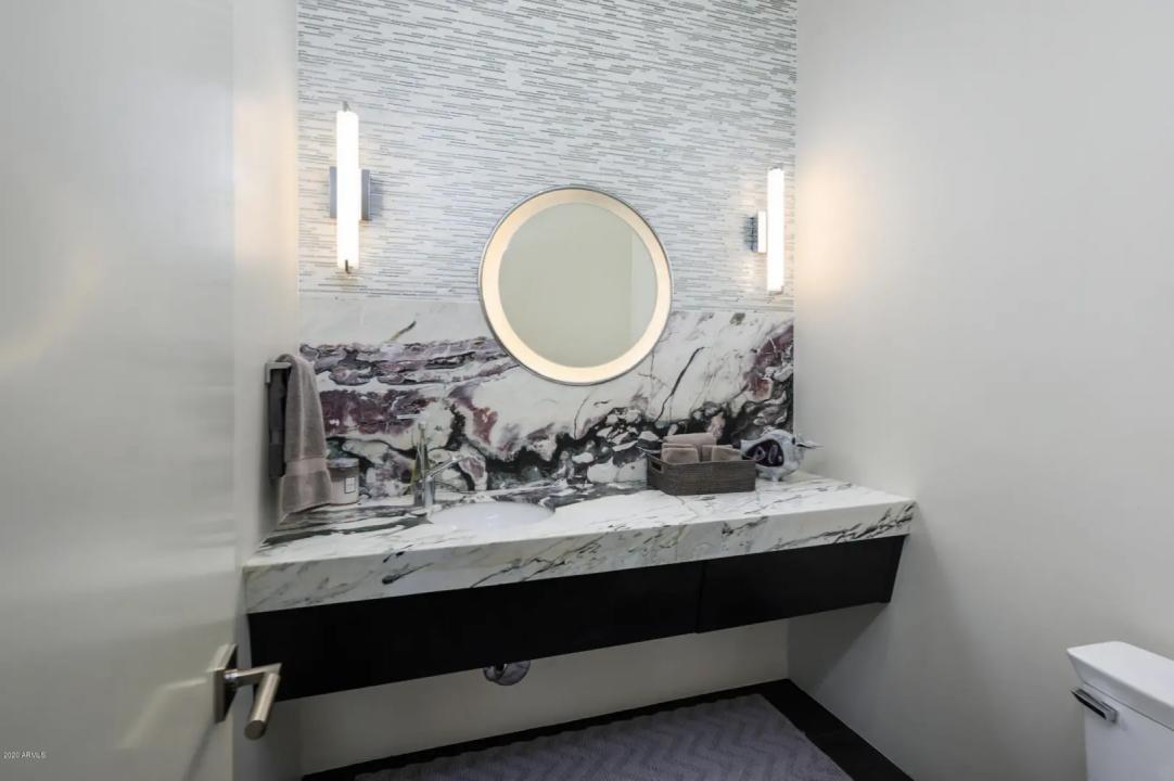 Real Estate Picture 29