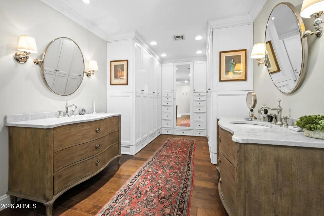 Real Estate Picture 16