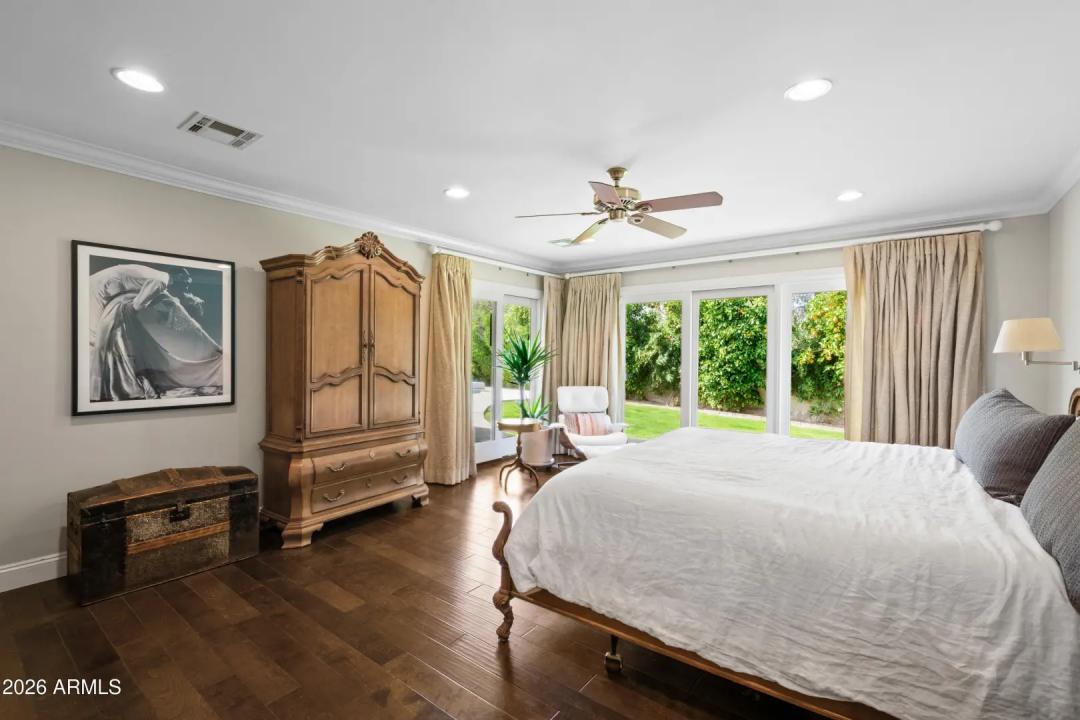 Real Estate Picture 13