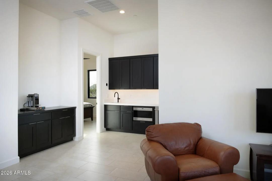 Real Estate Picture 26