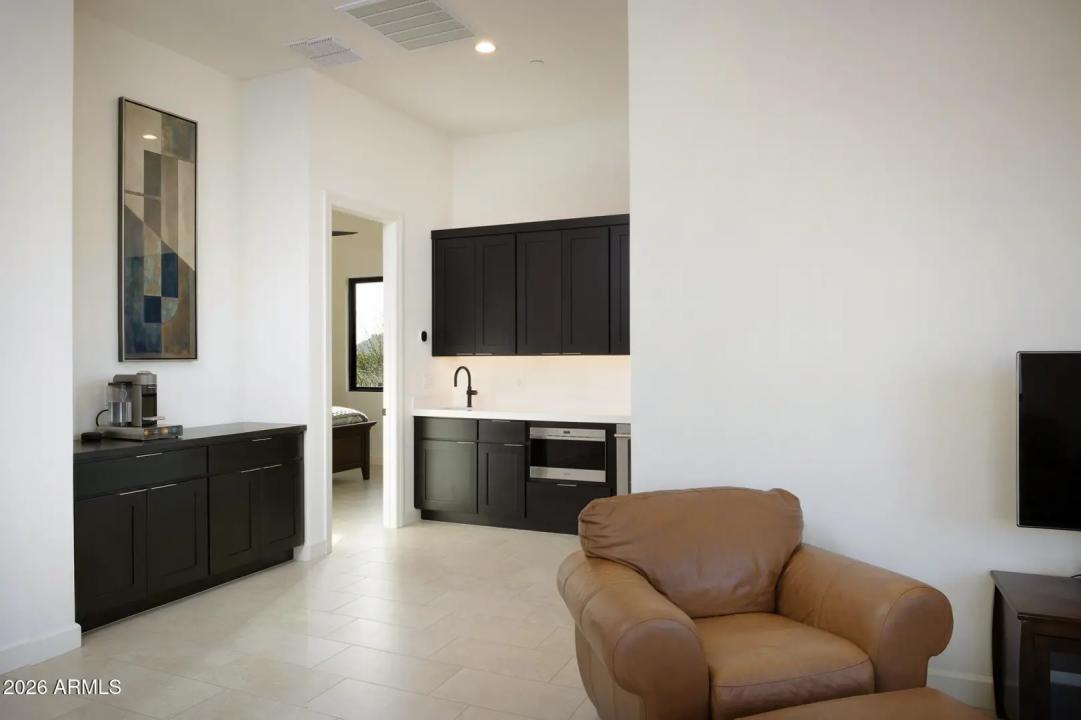 Real Estate Picture 38
