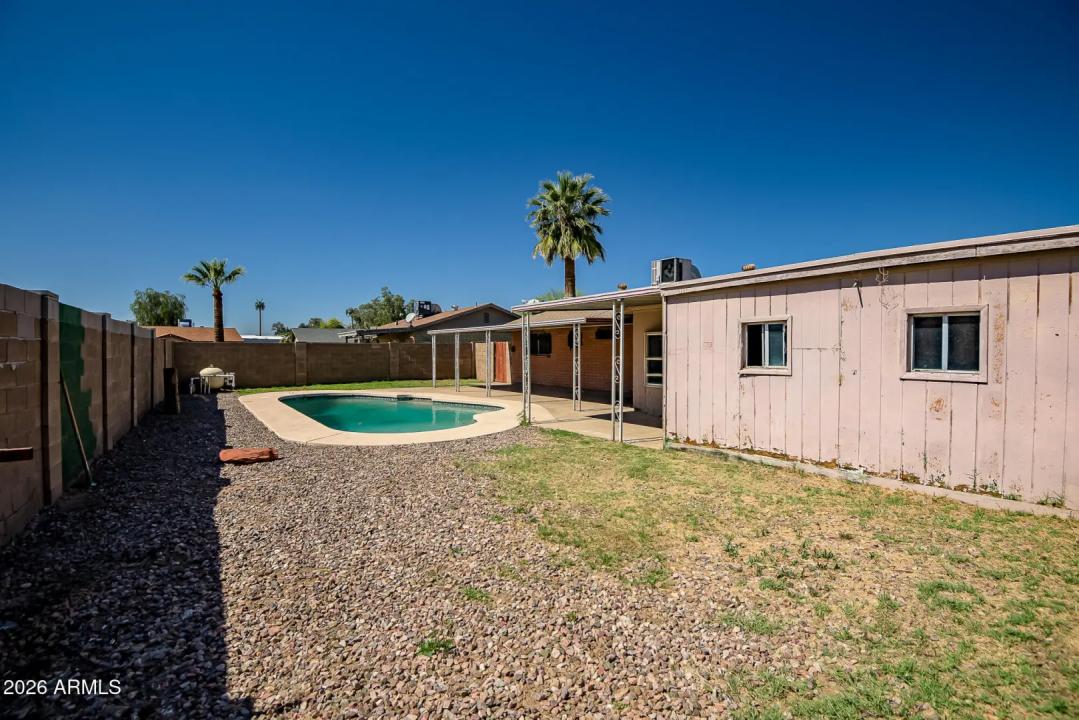 Real Estate Picture 22