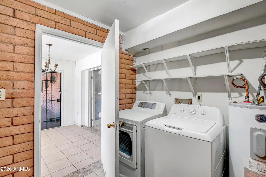 Real Estate Picture 25