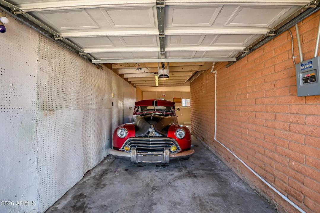 Real Estate Picture 26