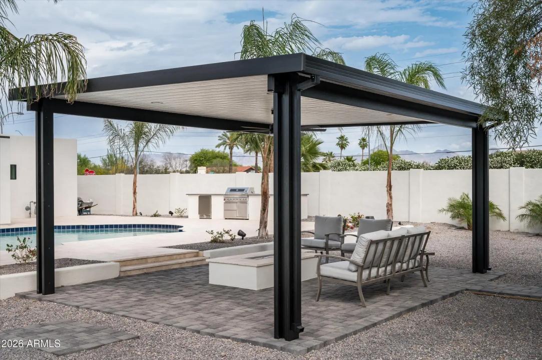 Real Estate Picture 35