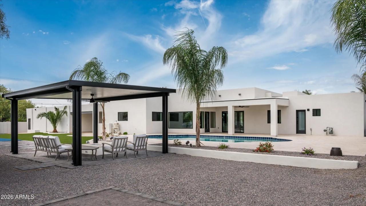 Real Estate Picture 33