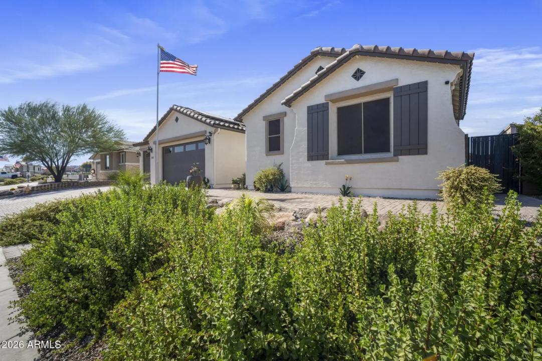 Real Estate Picture 70