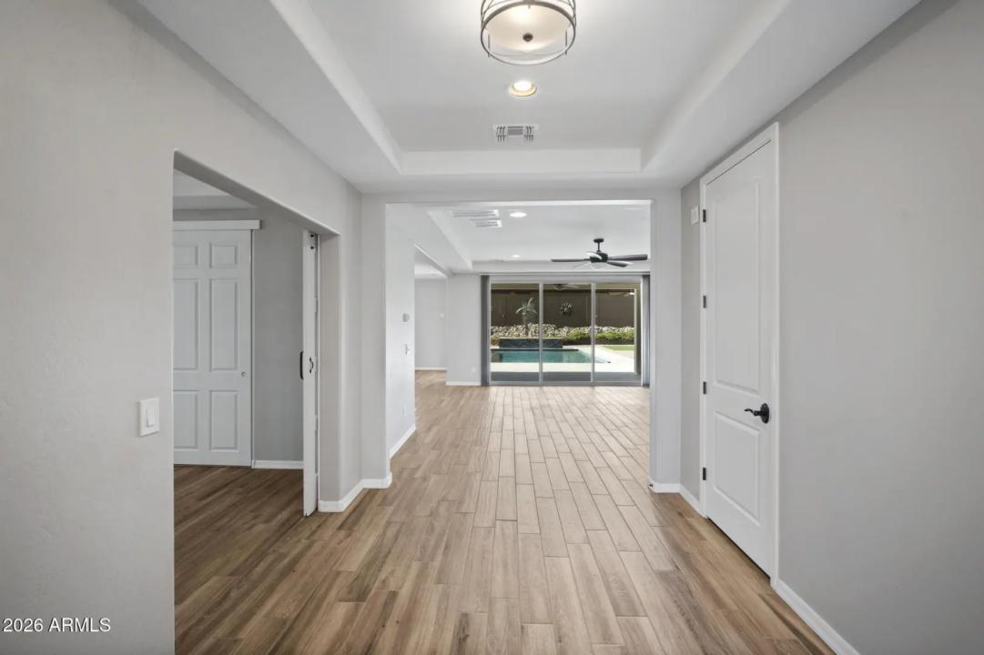 Real Estate Picture 22