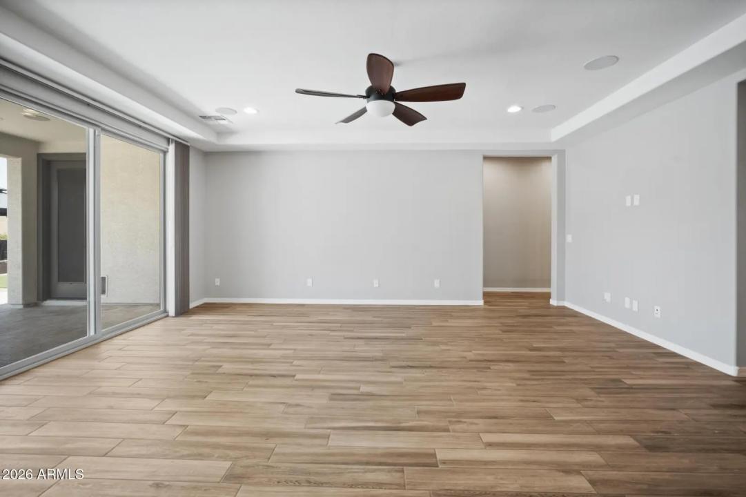 Real Estate Picture 28