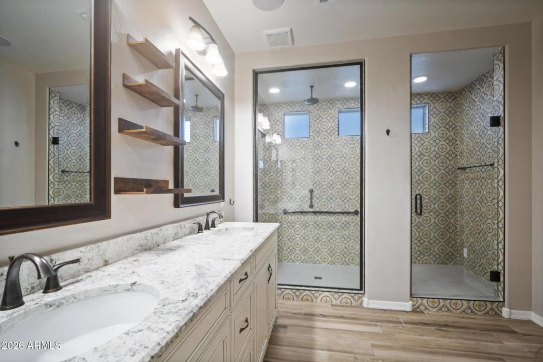 Real Estate Picture 39