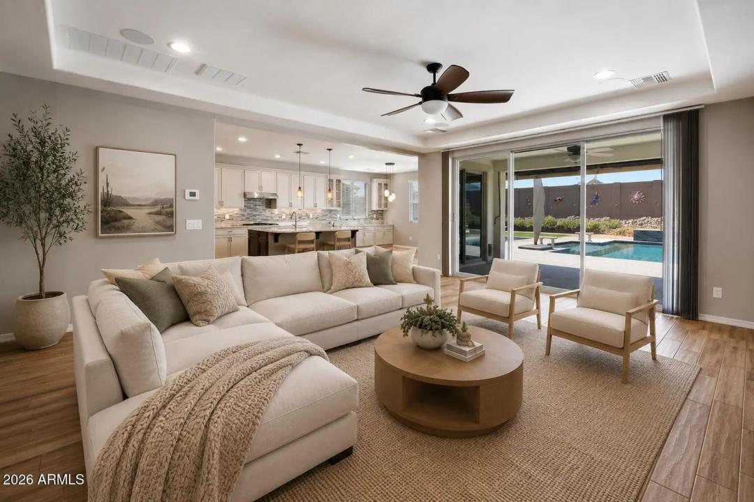 Real Estate Picture 3