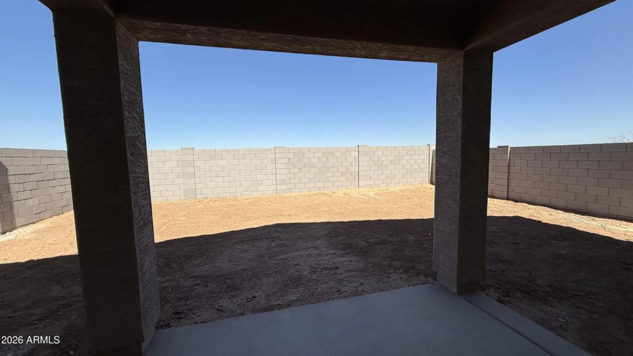 Real Estate Picture 28