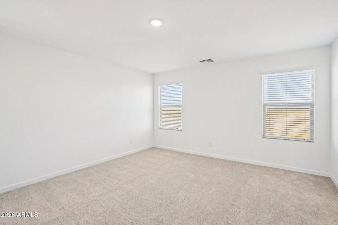 Real Estate Picture 28