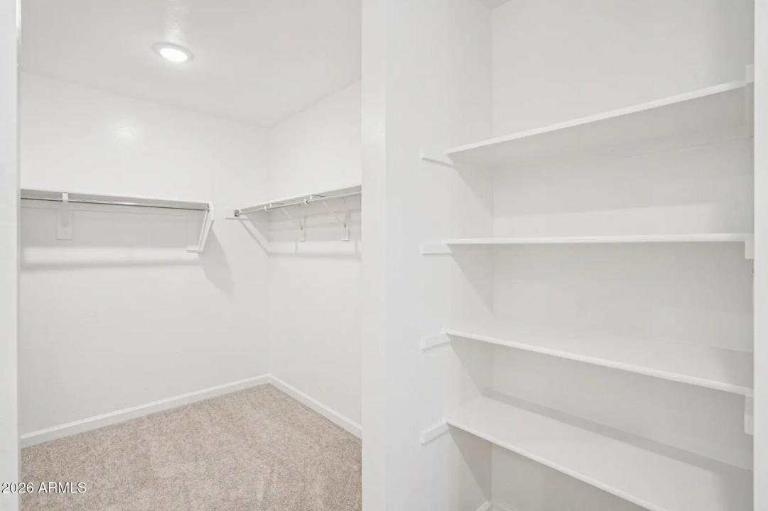 Real Estate Picture 34