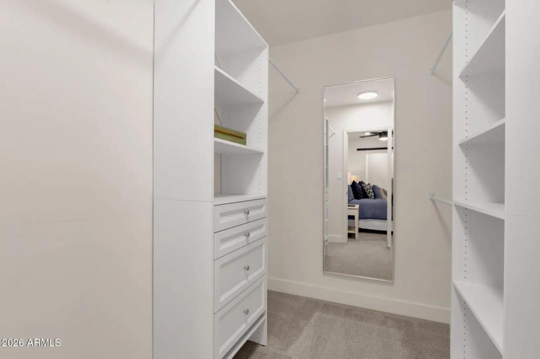 Real Estate Picture 12