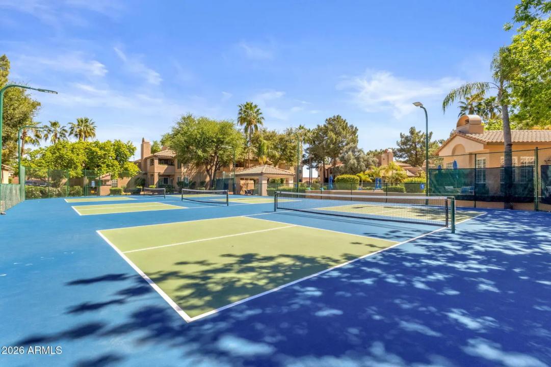 Real Estate Picture 18