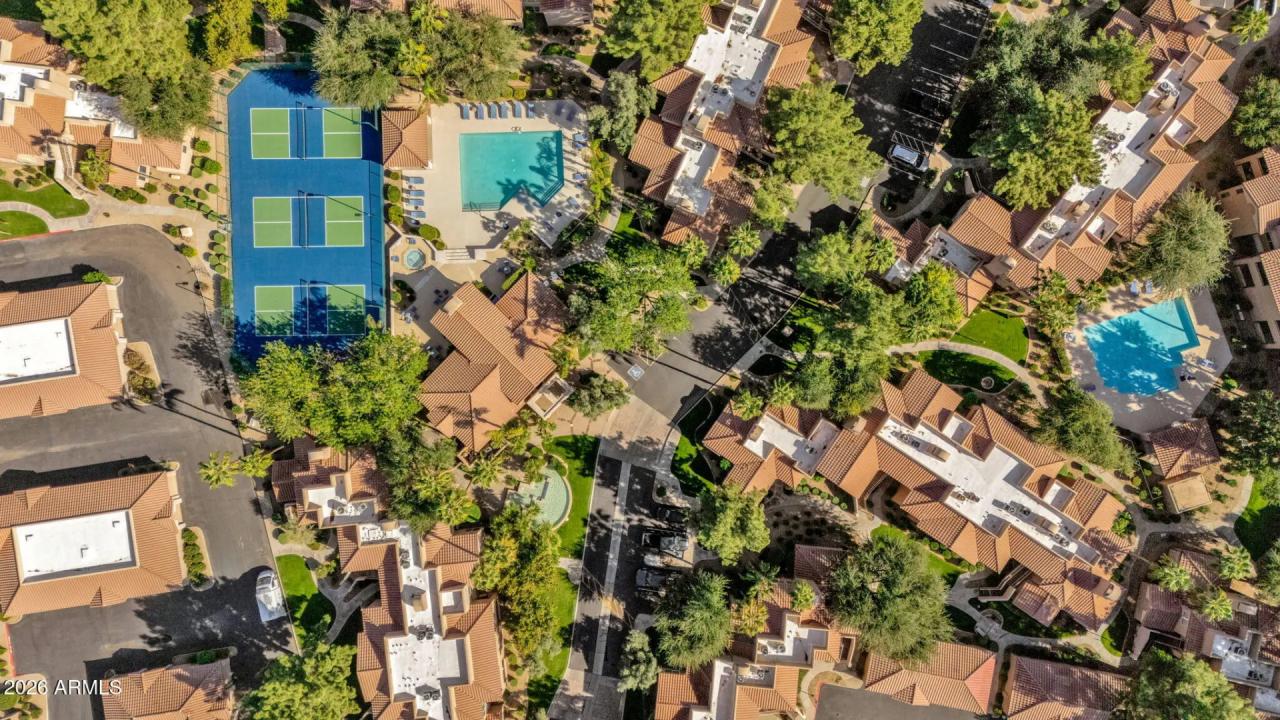 Real Estate Picture 19