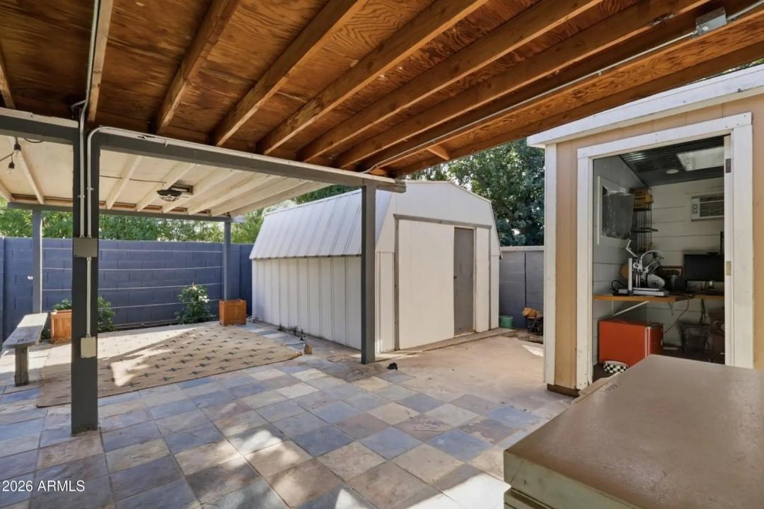 Real Estate Picture 20