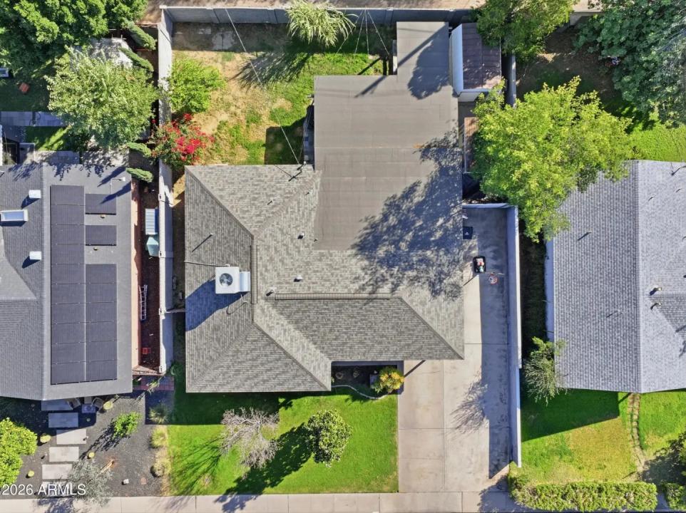 Real Estate Picture 21