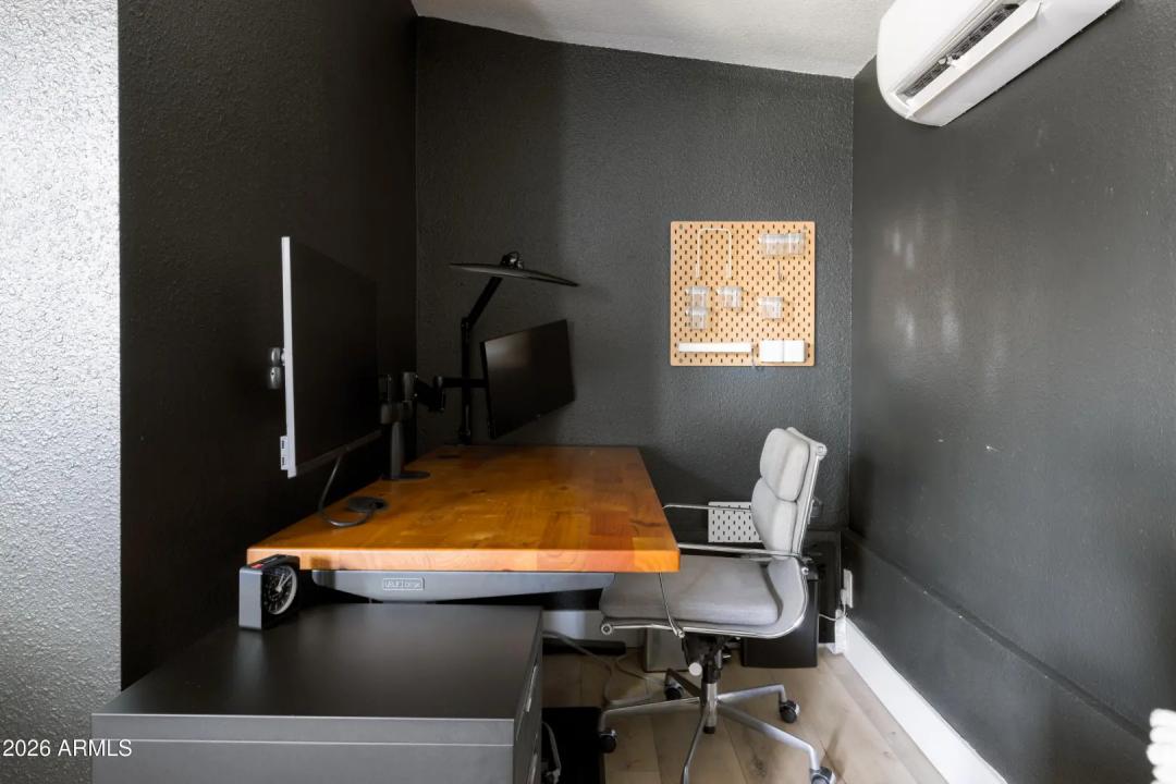 Real Estate Picture 31