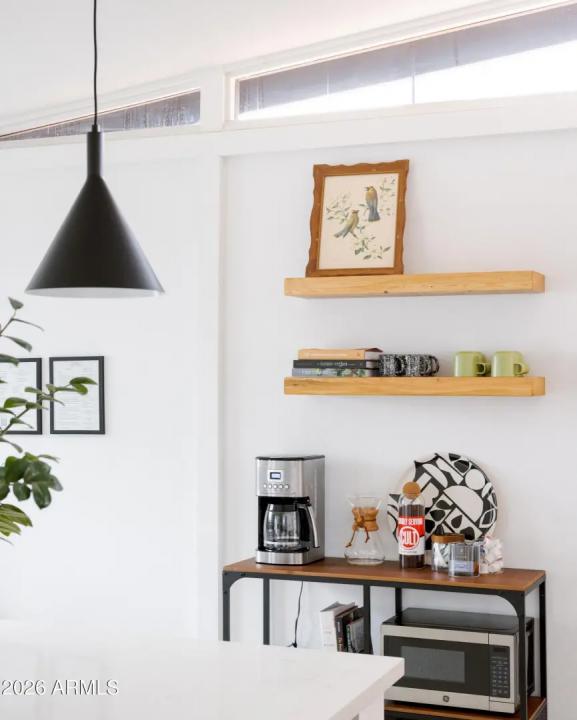 Real Estate Picture 9