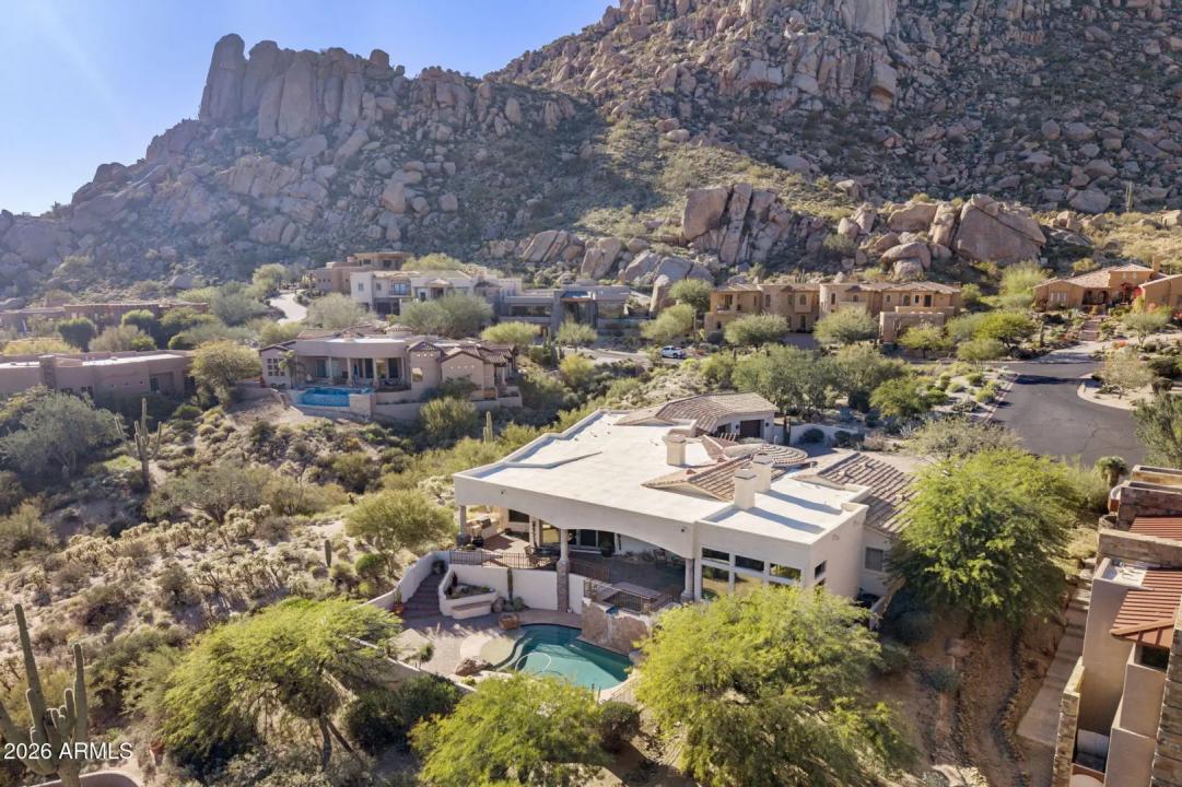 Real Estate Picture 33