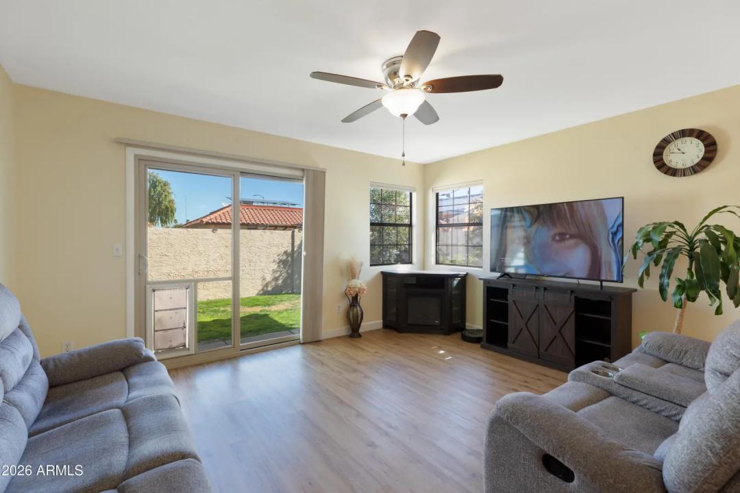 Real Estate Picture 2