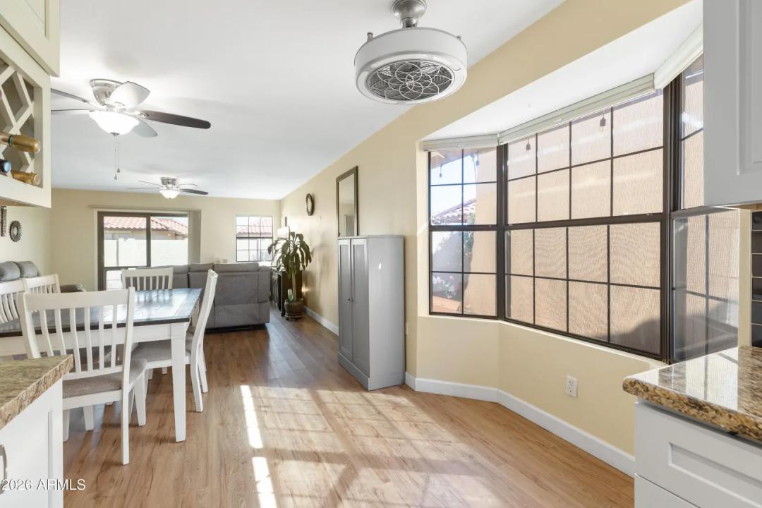 Real Estate Picture 18