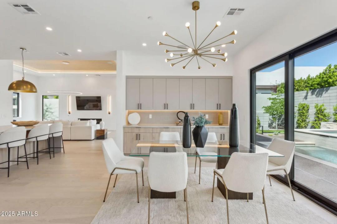 Real Estate Picture 21