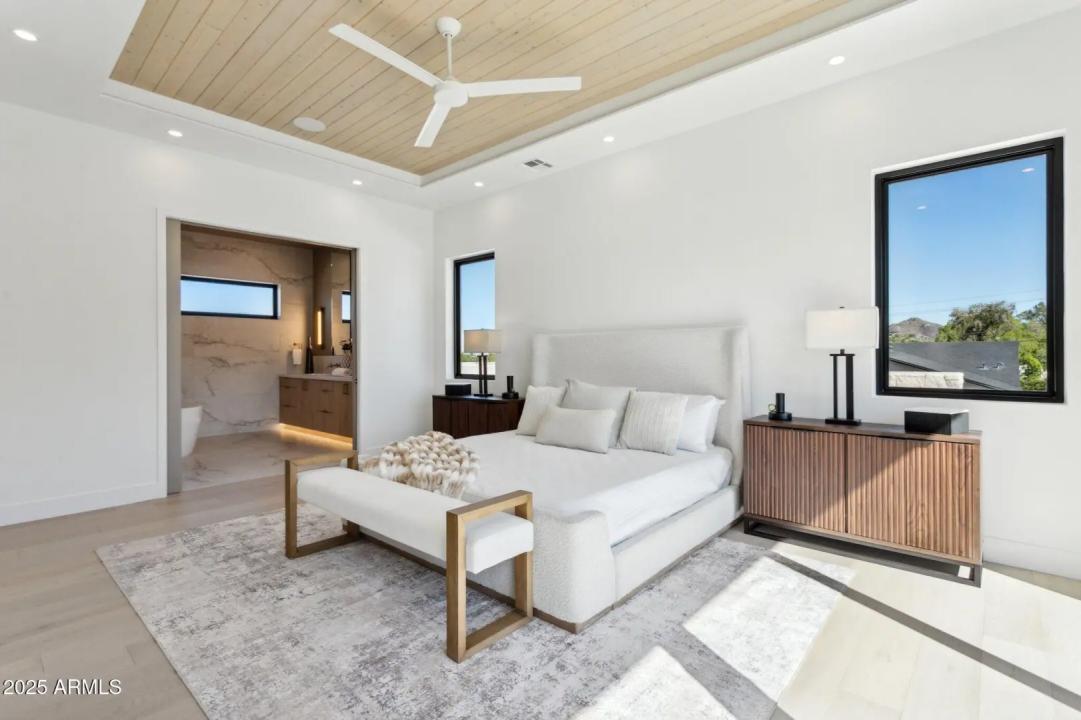 Real Estate Picture 28