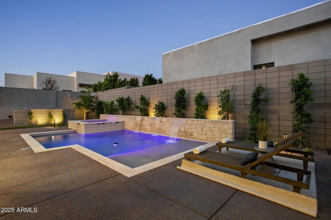 Real Estate Picture 46