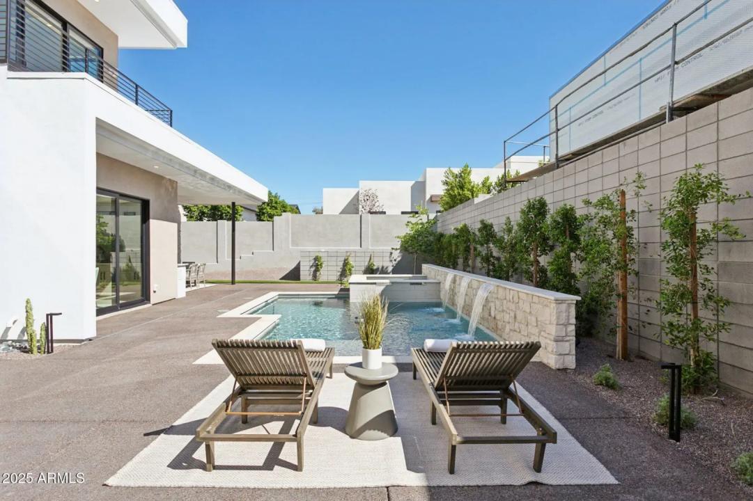 Real Estate Picture 49