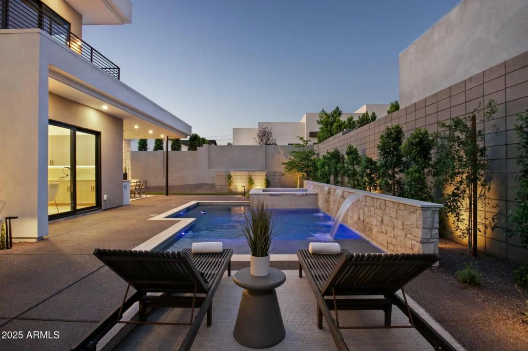 Real Estate Picture 54