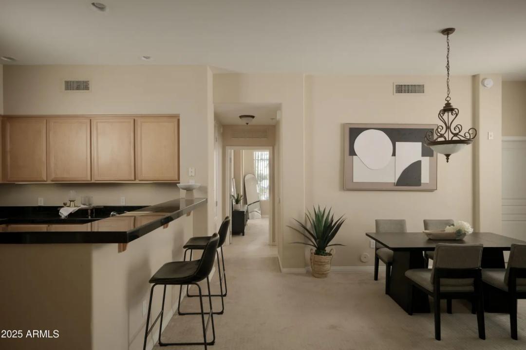 Real Estate Picture 5