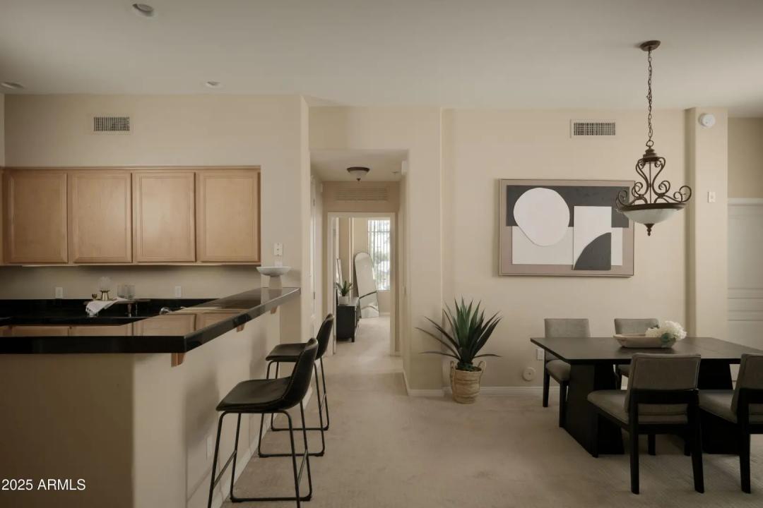 Real Estate Picture 5