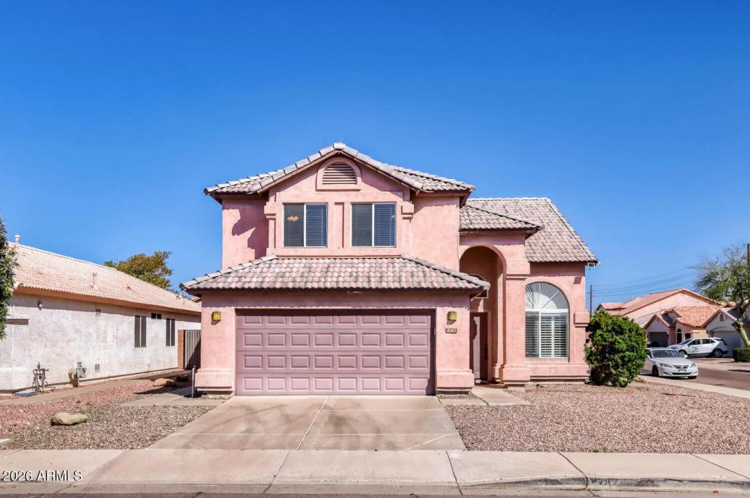 Real Estate Picture 3