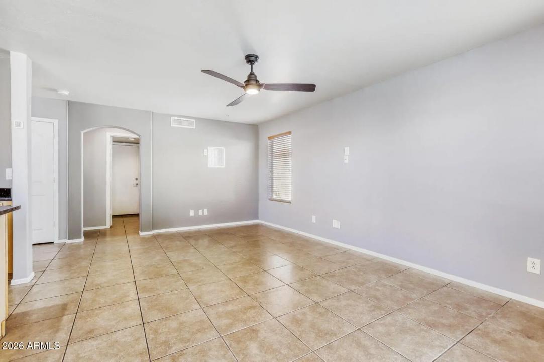 Real Estate Picture 11