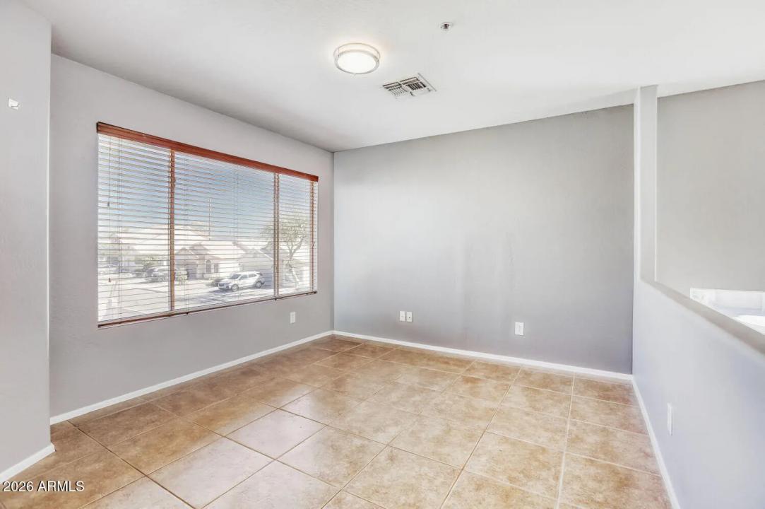 Real Estate Picture 13