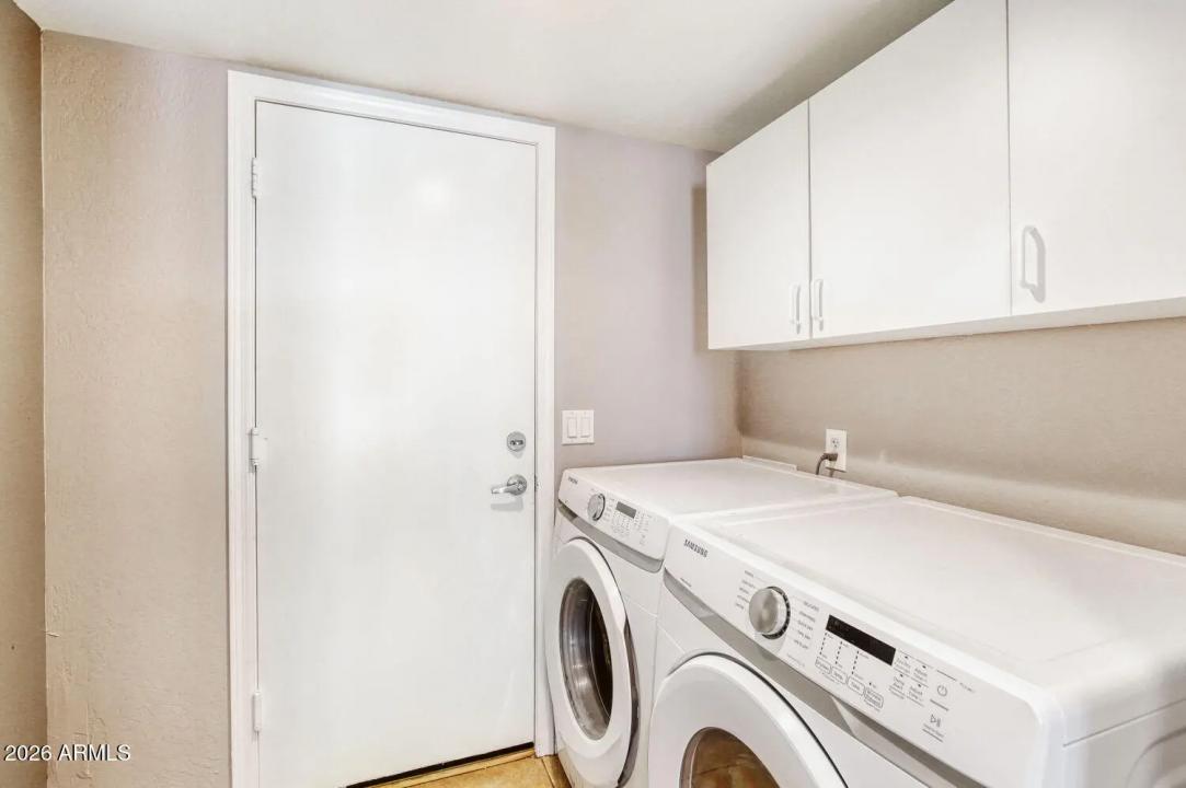 Real Estate Picture 23