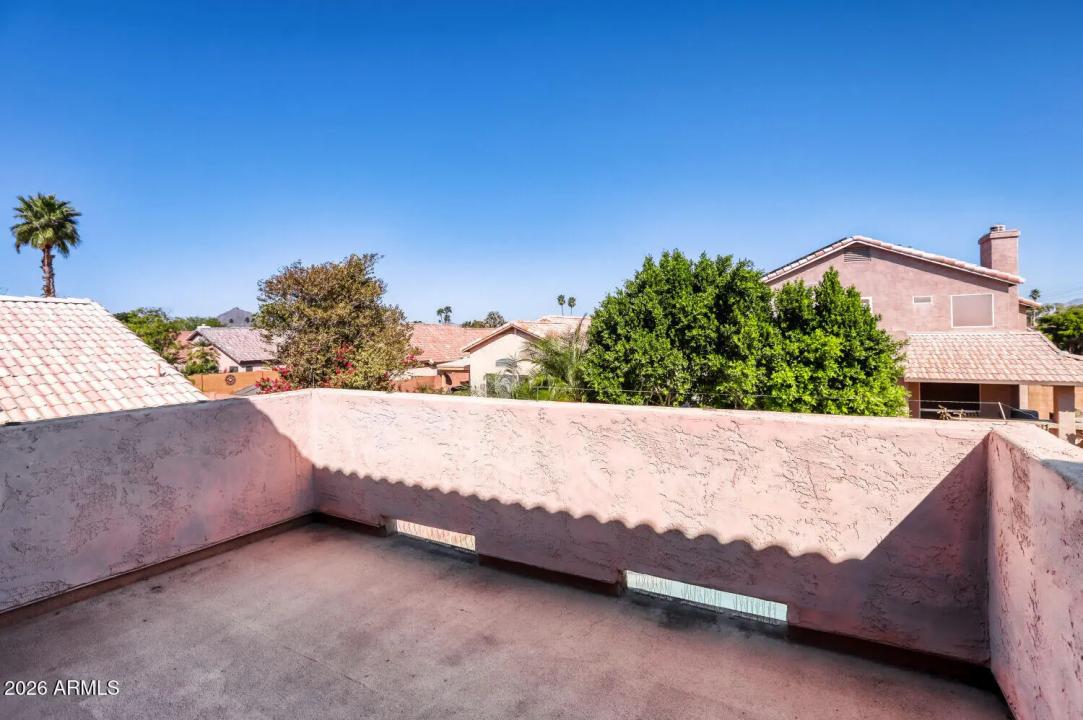 Real Estate Picture 28