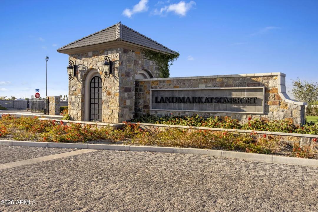 Real Estate Picture 19