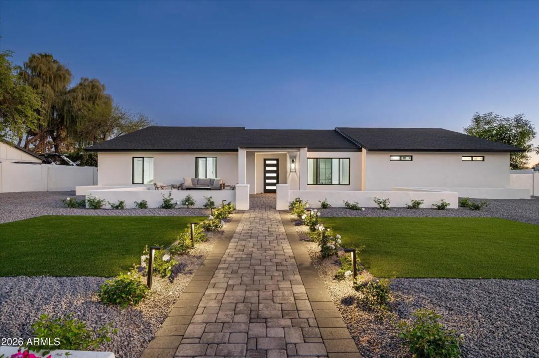 Real Estate Picture 2