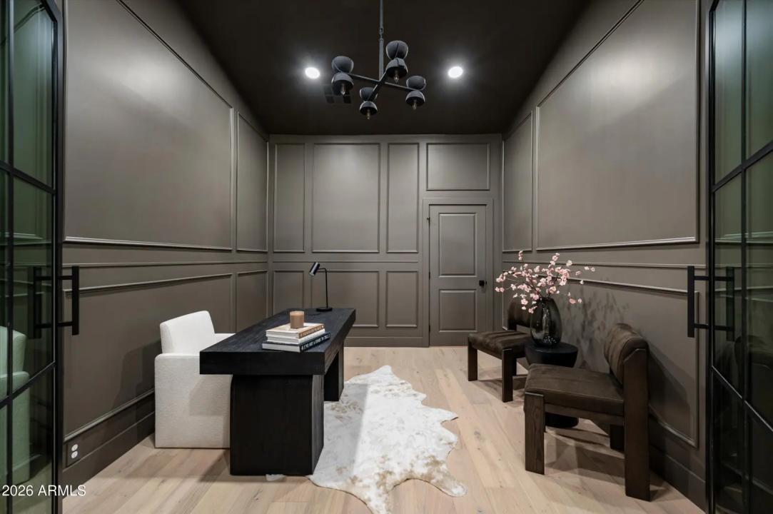 Real Estate Picture 9