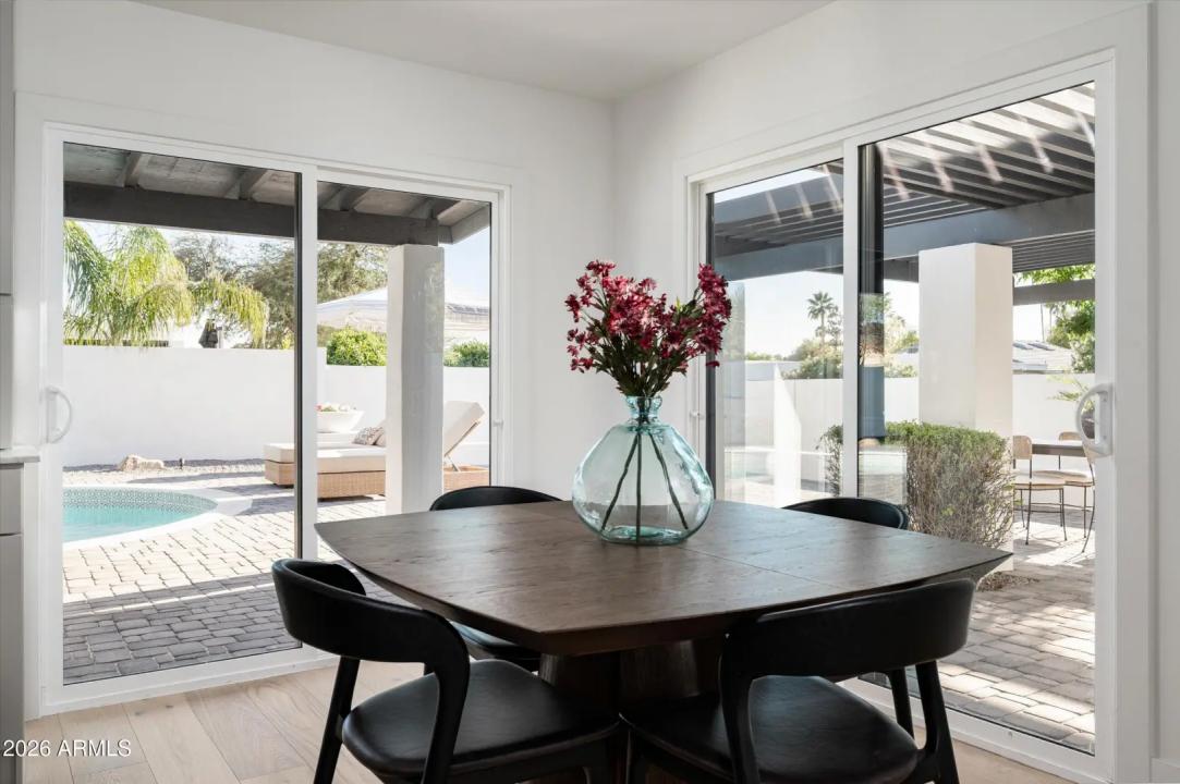 Real Estate Picture 15