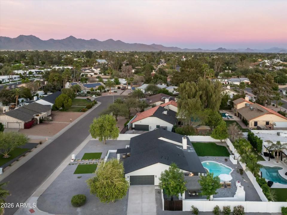 Real Estate Picture 43