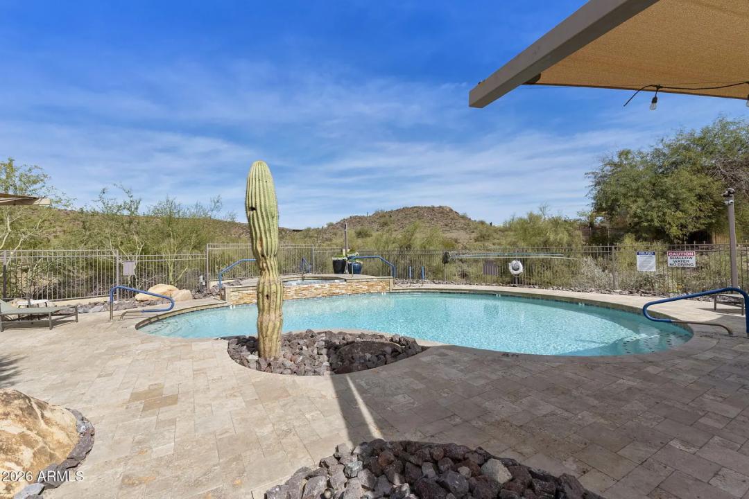 Real Estate Picture 24