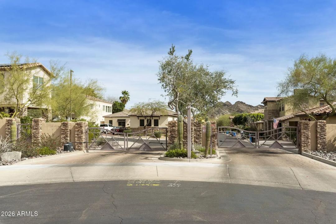 Real Estate Picture 27